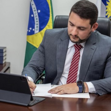 Deputado propõe limitar valor de inscrição em concursos públicos em Pernambuco