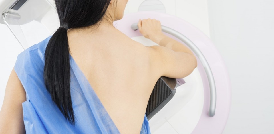 Não se deve fazer mamografia imediatamente após tomar vacina contra Covid-19