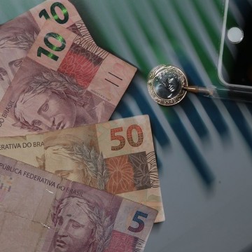 BC: saques em poupança superam depósitos em R$ 12,37 bilhões