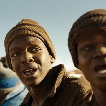Eu, Capitão : a perigosa  jornada de dois jovens senegaleses que saem de Dakar para a Itália
