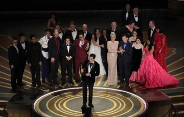 Oscar 2023 : Tudo em Todo Lugar ao Mesmo Tempo leva os principais prêmios 