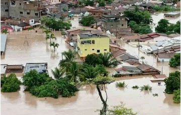 Ministro do Desenvolvimento Regional se reúne com Paulo Câmara e alinha ações de assistência humanitária para população mais atingida pela chuva