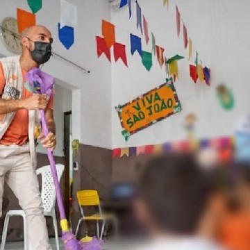 Projeto de estímulo a leitura é realizado em escolas municipais de Paulista