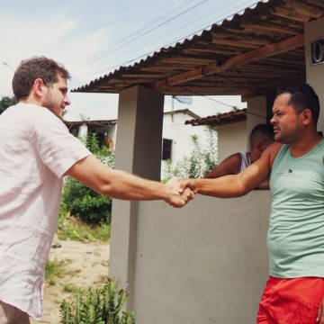 Pedro Campos firma apoio a trabalhadores rurais