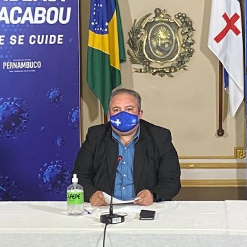 Secretaria de Saúde de Pernambuco anuncia novas restrições, cancela carnaval e reduz público em eventos