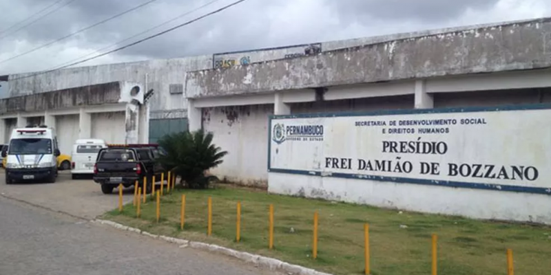Com base em resolução de 2018, o Conselho Nacional de Justiça determinou que Pernambuco deverá, dentro de de oito meses, reduzir em 70% o excedente de internos do Complexo do Curado