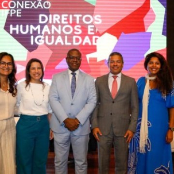Ministro Silvio Almeida e Raquel Lyra assinam pacto federativo contra o trabalho escravo
