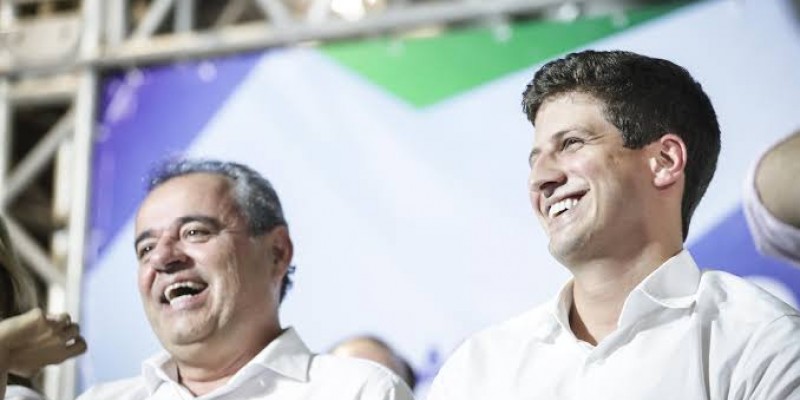 Coluna da quinta | João Campos terá protagonismo na campanha de Danilo