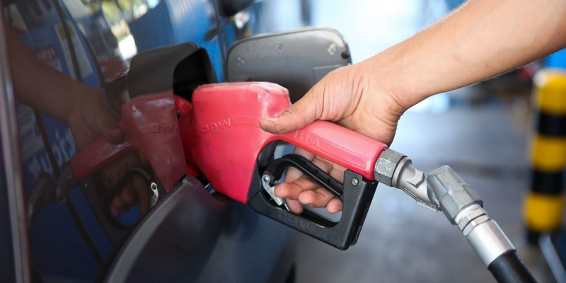 O impacto no preço vai ser de R$ 0,02 por litro no posto de combustível.