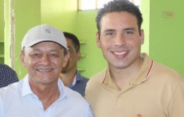 Em Orocó, João Paulo Costa firma parceria com prefeito Gueber