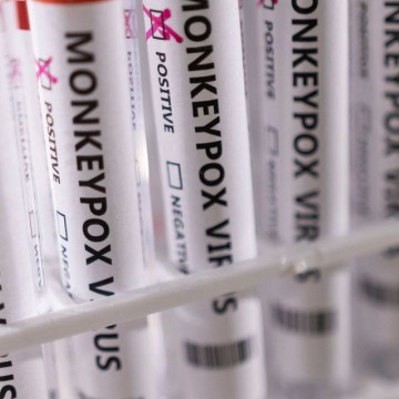 Após MonkeyPox ser declarada emergência internacional pela OMS, Ministério da Saúde articula compra de vacinas