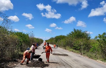 Kaio Maniçoba anuncia início das obras de recuperação da PE-360 que liga Ibimirim a Floresta e anuncia melhorias na PE-390