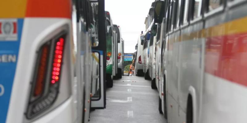 O Grande Recife Consórcio de Transporte informou que a operação dos ônibus vai ser semelhante à de um dia de sábado