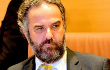 Carlos Neves toma posse como conselheiro do TCE