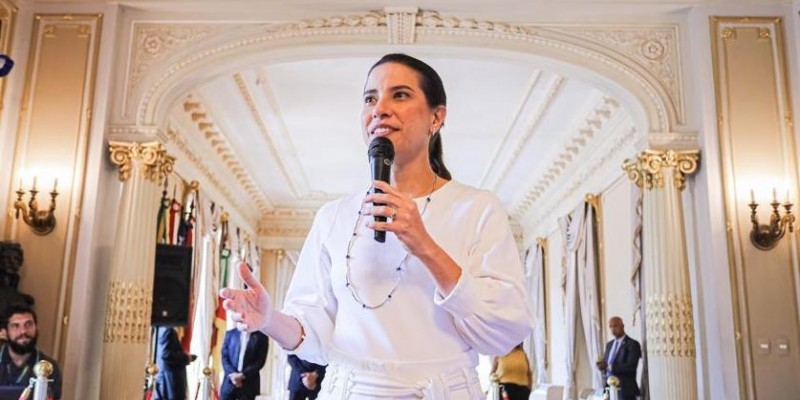 Coluna da sexta | Pesquisa referenda estratégia do Governo Raquel Lyra