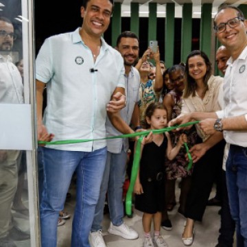Rodrigo Pinheiro inaugura o Complexo Municipal de Saúde do Salgado