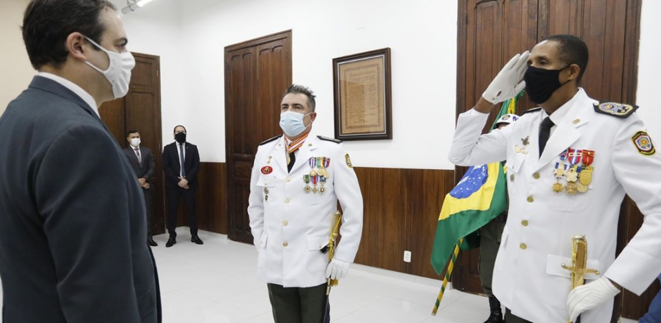 Paulo Câmara empossa novo comandante da Polícia Militar de Pernambuco