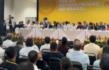 Com auditório lotado, PSB realiza encontro com Alckmin e João Campos como destaques