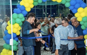 Prefeito Flávio Gadêlha inaugura escola em Abreu e Lima 