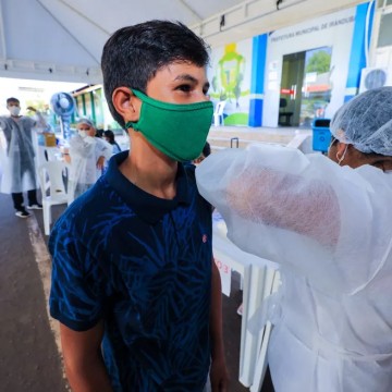 Prefeitura do Recife leva mutirão de vacinação contra gripe e covid-19 para 18 localidades neste fim de semana