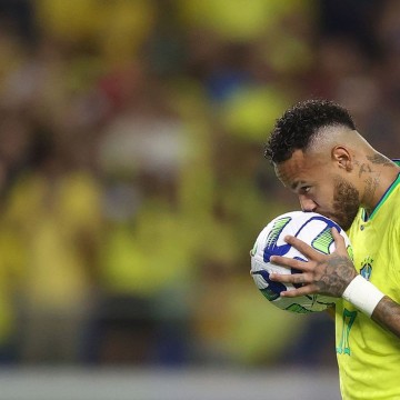 Brasil permanece em terceiro no ranking de seleções da Fifa