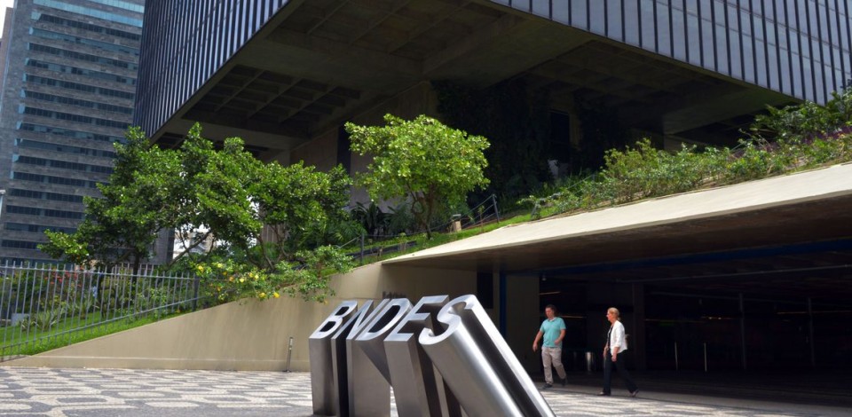 BNDES divulga fundos de crédito não bancário para pequenas empresas