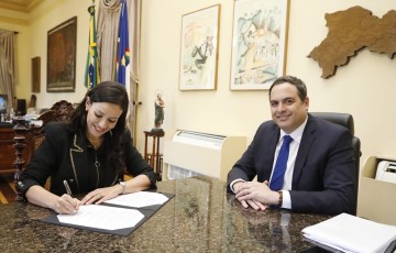 Governo do Estado firma convênio para pavimentação de vias em Serra Talhada