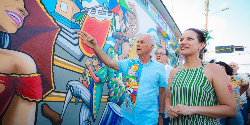 Governadora Raquel Lyra enaltece riqueza cultural do Estado durante folia de Momo em Vitória de Santo Antão