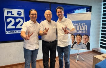 Romário Dias entra de cabeça na campanha de Anderson ferreira