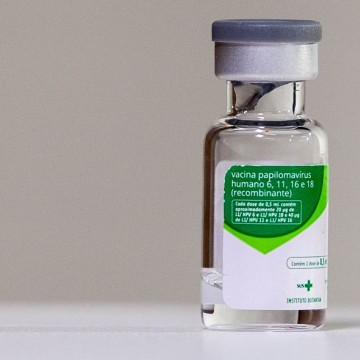 SES-PE vacina adolescentes contra HPV no “Dia M”, nesta quinta-feira