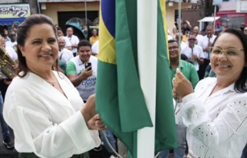 Prefeita Célia Santos participa de desfile de 7 de Setembro em Ipojuca 