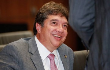 Primeira mão | Guilherme Uchoa Jr retira sua candidatura para o TCE e reafirma compromisso com os pernambucanos