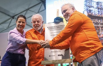 Raquel Lyra comemora anúncio da ampliação da Refinaria Abreu e Lima 