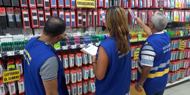 O Procon Recife alerta os consumidores para a importância de calcular e pesquisar a diferença de preço entre um mesmo item.
