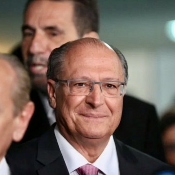  Equipe de transição será anunciada por Geraldo Alckmin nesta terça (8)