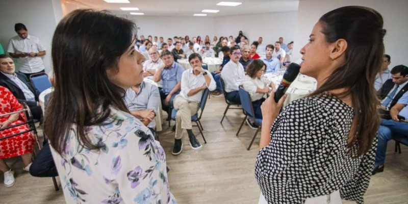Coluna da sexta |Raquel busca diálogo com os deputados de olho na Reforma Administrativa