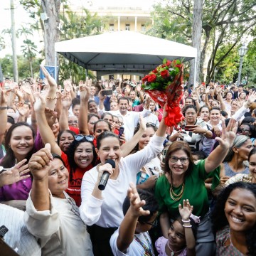 Mães de Pernambuco: governadora Raquel Lyra lança programa que vai dar auxílio mensal de R$ 300 a 100 mil mulheres em situação de vulnerabilidade social