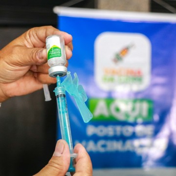 Seguindo o Recife, Governo de Pernambuco solicita mais doses de vacinas contra influenza ao Ministério da Saúde