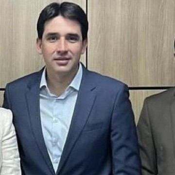  Silvio Costa Filho anuncia apoio a Márcia Conrado