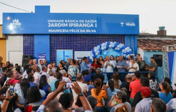 Em Vitória, Paulo Roberto reinaugura mais uma UBS com atendimento até mais tarde