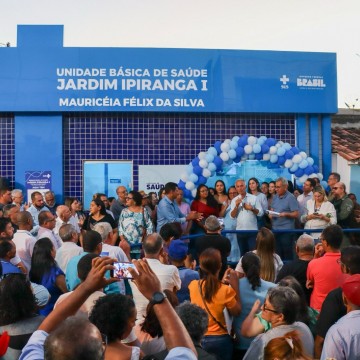 Em Vitória, Paulo Roberto reinaugura mais uma UBS com atendimento até mais tarde