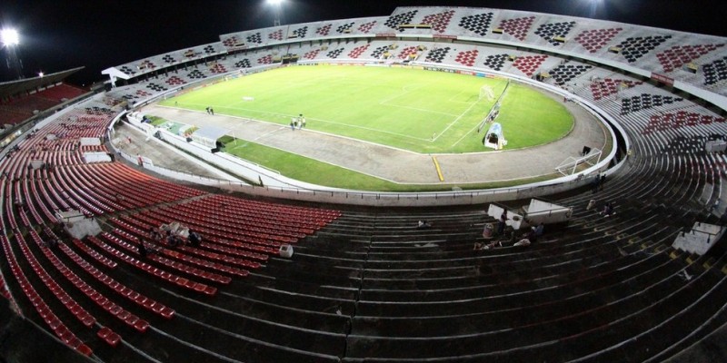 Estádios de futebol sediados em Pernambuco já podem receber público durante as partidas até preencher 15% da capacidade total do espaço