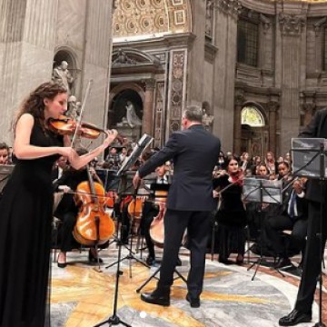 No segundo dia no Vaticano, Orquestra Criança Cidadã se apresenta para o Papa neste sábado