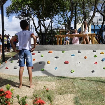 Prefeitura do Recife entrega a quarta Praça da Infância 