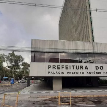 Prefeitura do Recife e Receita Federal promovem serviços para população em situação de vulnerabilidade 
