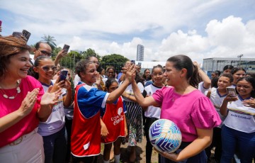 Governadora Raquel Lyra sanciona lei que institui a Política Estadual de Apoio e Incentivo às Mulheres no Esporte