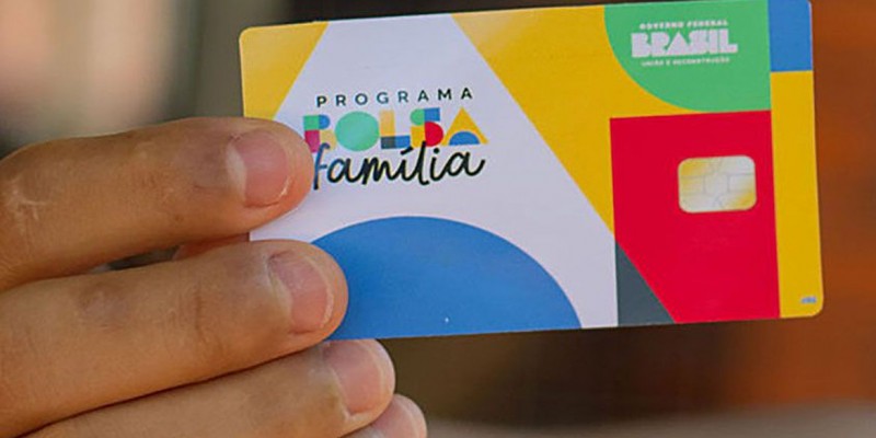 Nova versão do programa tem pagamento médio de R$ 705,40 por família
