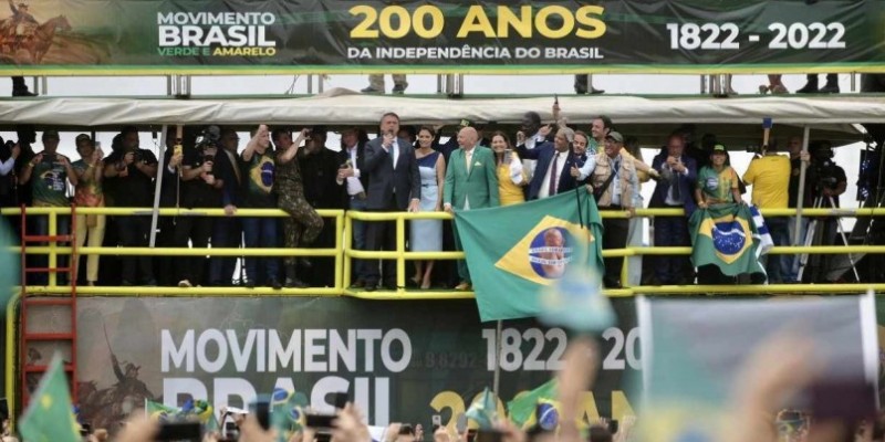 Coluna da quinta | Bolsonaro garante imagem e apoio que queria com as manifestações do 7 de setembro