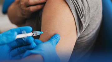 Estado e municípios discutem vacinação após problema na distribuição de doses pelo Ministério da Saúde