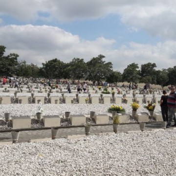 Dia de Finados: cemitérios de Caruaru têm programação especial